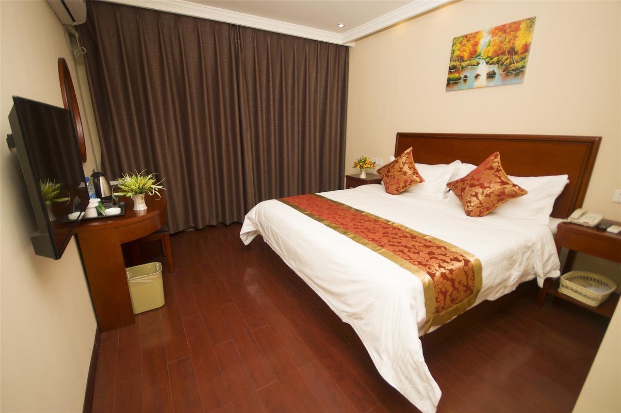 Greentree Haidian District Xueqing Road Business Beijing