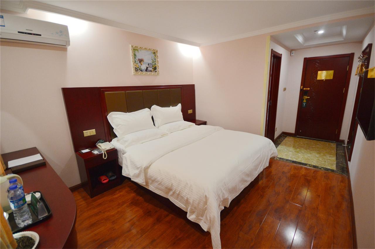 Greentree Haidian District Xueqing Road Business